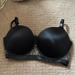 Very Sexy line-Never been worn, price tag removed but tag on strap still intact!